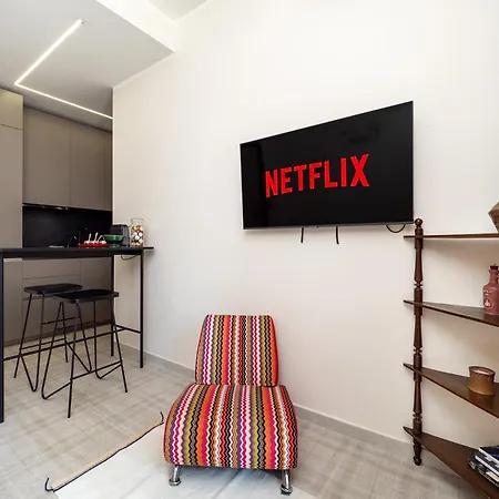 Stylish Flat With Balcony - 15 Min To Duomo * Milão